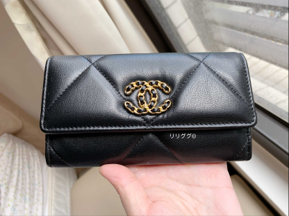 (シャネル)AP0953☆CHANEL 19 フラップ ウォレット☆